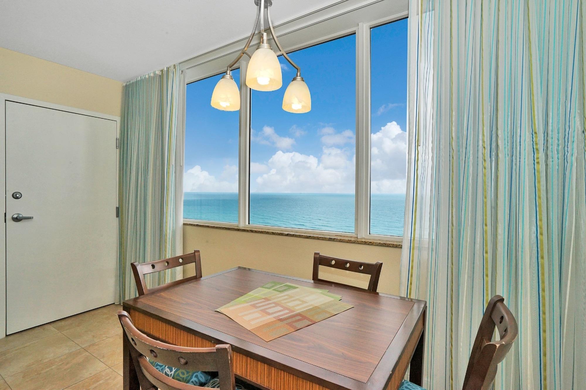Hollywood Beach Tower By Capital Vacations ภายนอก รูปภาพ